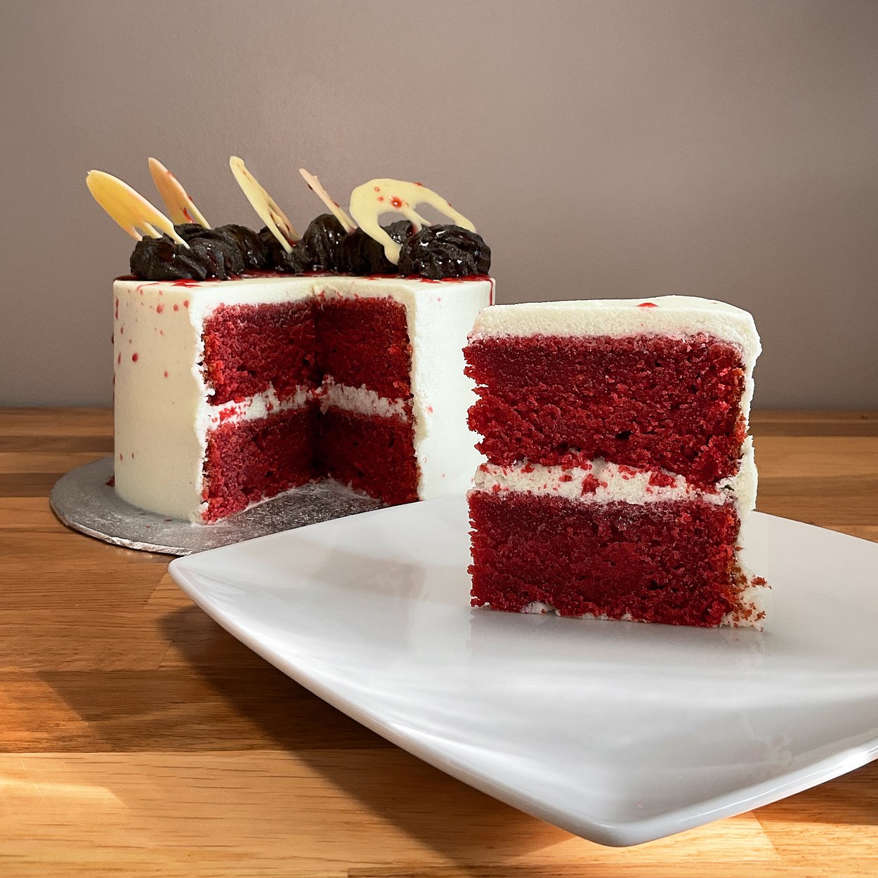 Vegan halloween red velvet cake