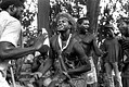 1987 Suriname Stoelmanseiland. Ronnie Brunswijk van het Junglecommando danst