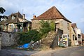 2014 Departement Lot, Midi-Pyrenées, Uzech. Veel oude bewoners en weinig wifi in de Franse campagne. De telefooncel was lang verplicht in de kleine dorpjes. Na 2017 zijn ze weggehaald.