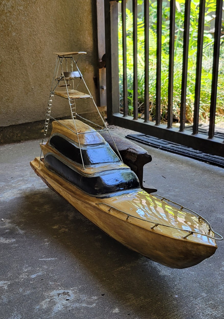 1/40 scale Custom Sport Fishing Cruiser