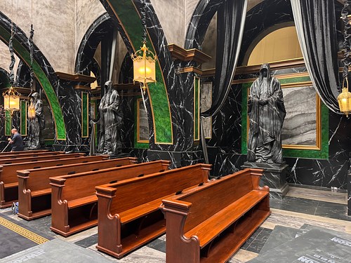 Monk sculpture, Pews - Dreams Palace - Great Hall