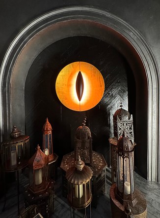 Dining room wall light