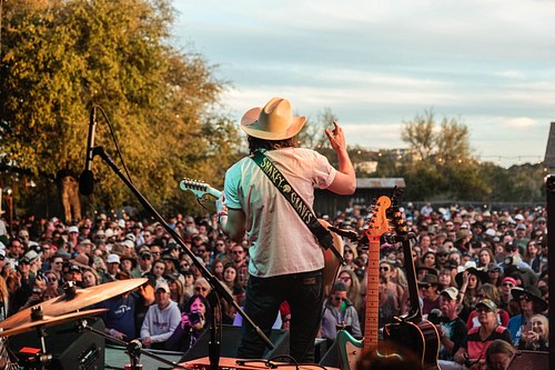 Shakey Graves performing at Luck Reunion 2019