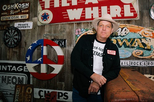 Todd Sanders of Roadhouse Relics in South Austin, 2018