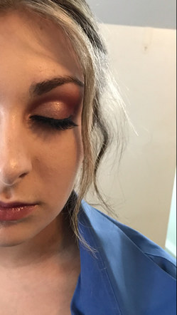 Prom makeup