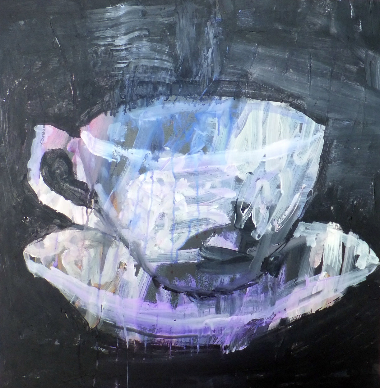 Teacup, Black